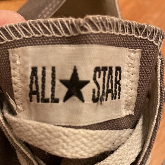 Converse low top canvas sneakers grey & white size 8 - Picture 5 of 9